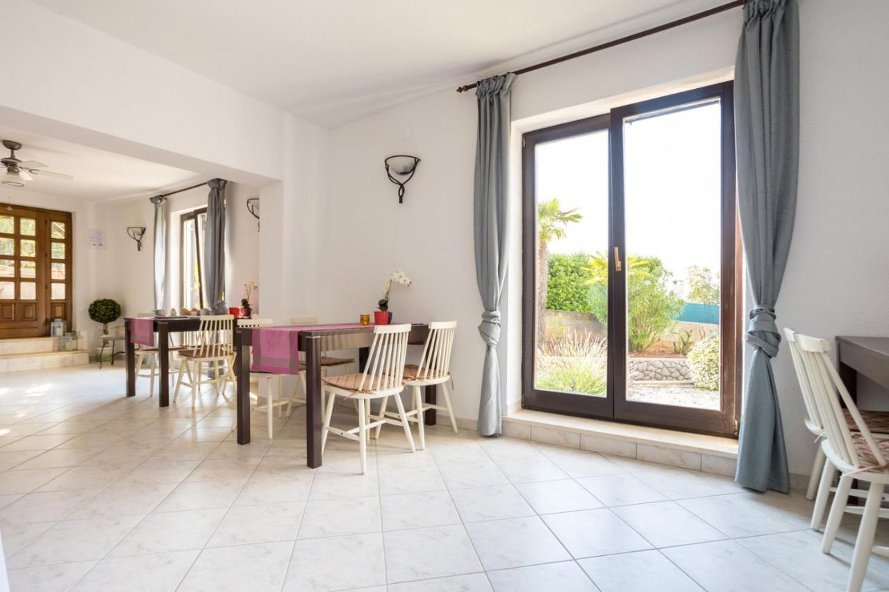 Dubasa B&B Vantacici Bagian luar foto